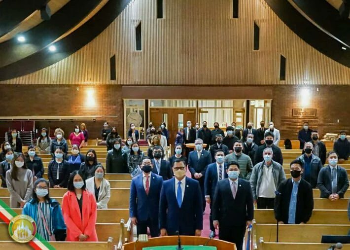 EDMONTON, CANADA - The Christian Society for the Deaf in the Local Congregation of Meadowlark in this district organized a Basic Sign Language Seminar to teach the brethren  commonly used signs in the Church.