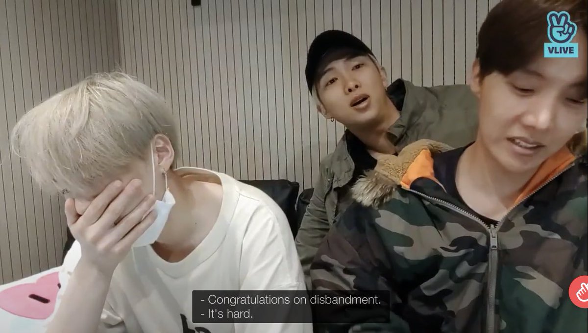 shy_taegi's tweet photo. Remember 3 years ago, in april fool's when yoongi and hobi did a fake breakup on vlive were crying dramatically &amp; joon came to congratulate on their breakup? Please- 😭😭😭😭 https://t.co/b9puqcOFMZ