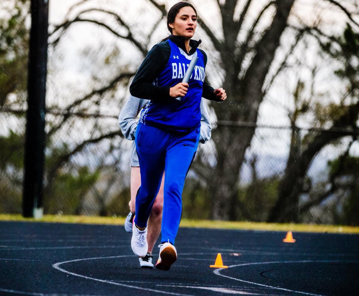 baldknobschools's tweet photo. The Bulldogs picked up a win in an exciting 4X200 meter relay when senior Marcus McGahee ran down his fellow last-leg competitor to ensure the Bulldogs' victory in the event.

#bksyearbook22
#prideachievementintegrity https://t.co/Nn4rbDDRvp