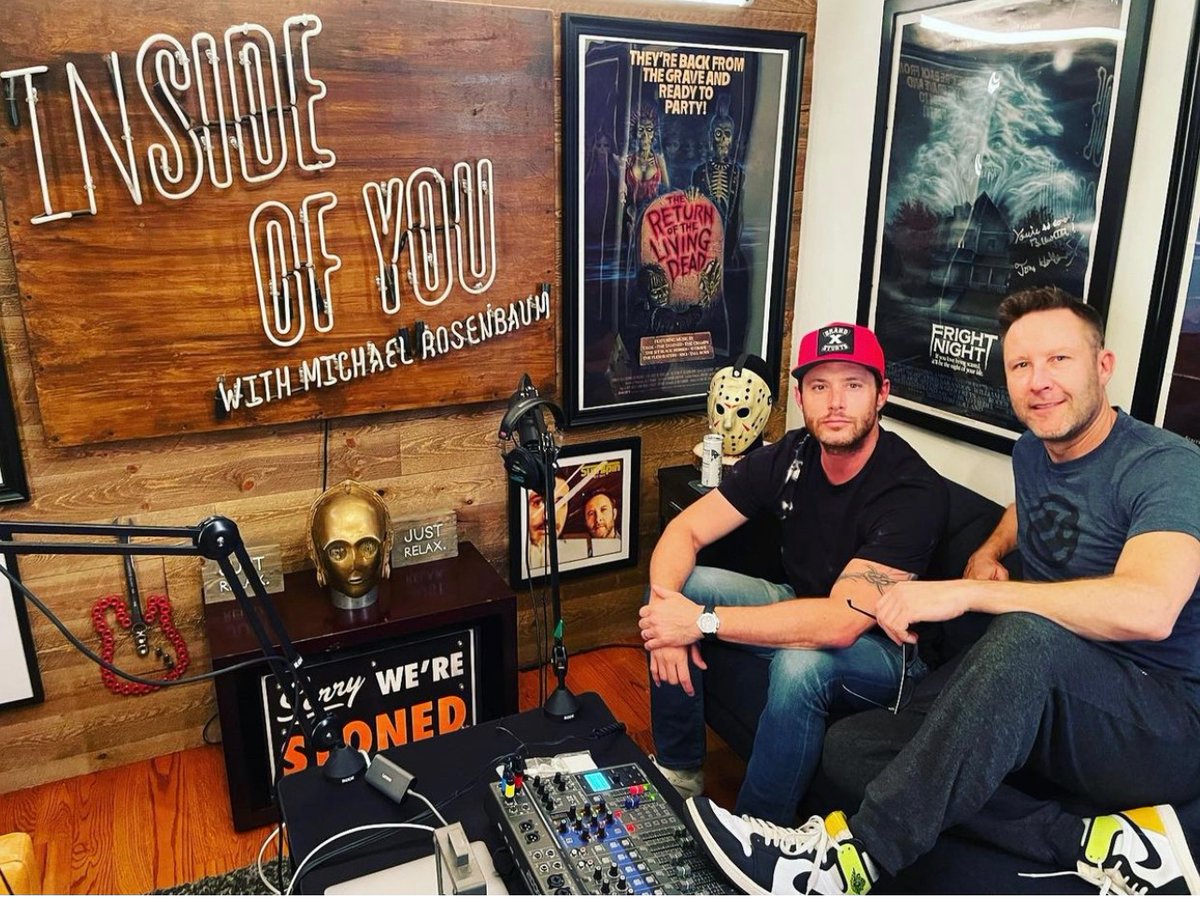 michaelrosenbum's tweet photo. found this sweet shot. me and this guy. @JensenAckles #podcasting #insideofyou @insideofyoupod https://t.co/4OPhPQJ6mr