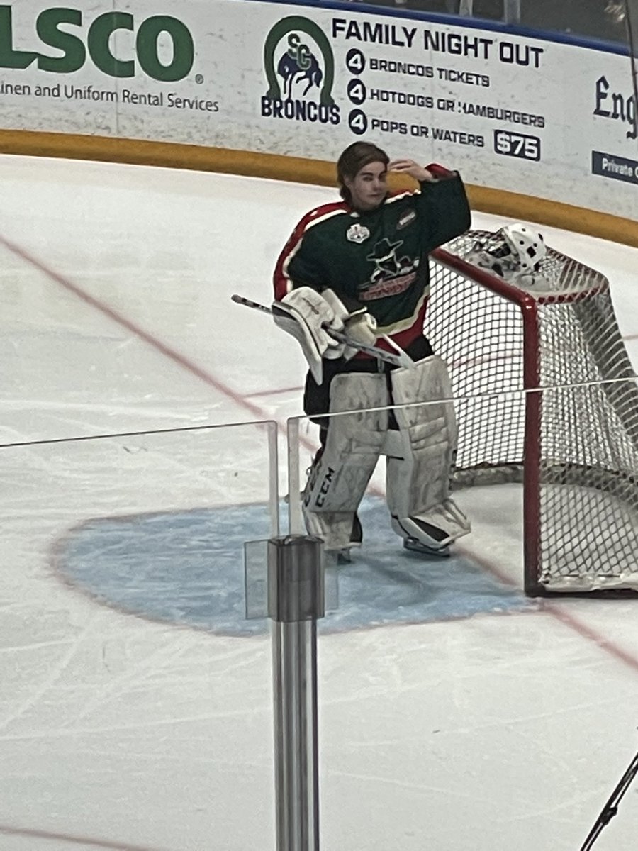 EliteGoalieGB's tweet photo. 36 save POG game 1 of provincial finals ata boy @LilBoosh0 #Elite https://t.co/syyM4EC8aH