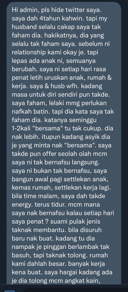 twtmalaywedding's tweet photo. 😩 Ada lagi suami yg anggap isteri macam ni? 

Haihhh.. kalau nak isteri puaskan nafkah “batin” tu. Jgn lah bagi isteri penat buat kerja rumah, uruskan anak apa semua. Hire pengasuh &amp; pembantu rumah. 

Isteri bekerja,
Balik kerja uruskan anak + kerja rumah. 
Letihnya… https://t.co/LkNlGVP1Jj