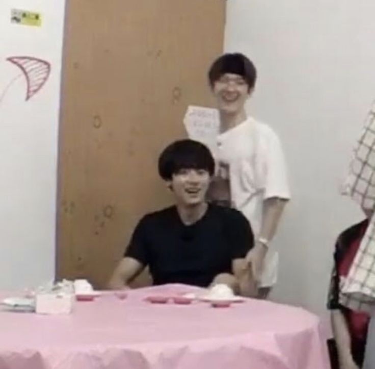 limerence 찬백 (@limerence614) on Twitter photo 