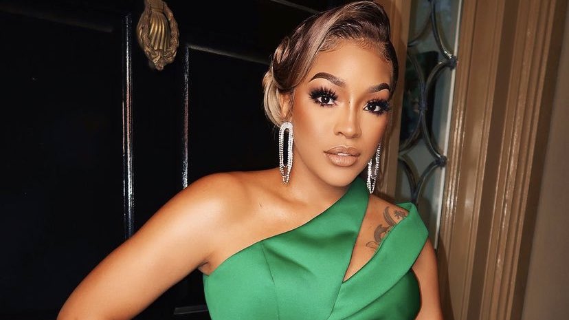 BravoTVRHOA's tweet photo. Not sure about y’all but I’m very excited to welcome Drew back to the show this year! She had a solid (for the most part) first season and I’m so glad Bravo brought her back to show off another side to her. I think she’ll settle in this season as a somewhat long term wife. #RHOA https://t.co/HKA2HDB4Sk