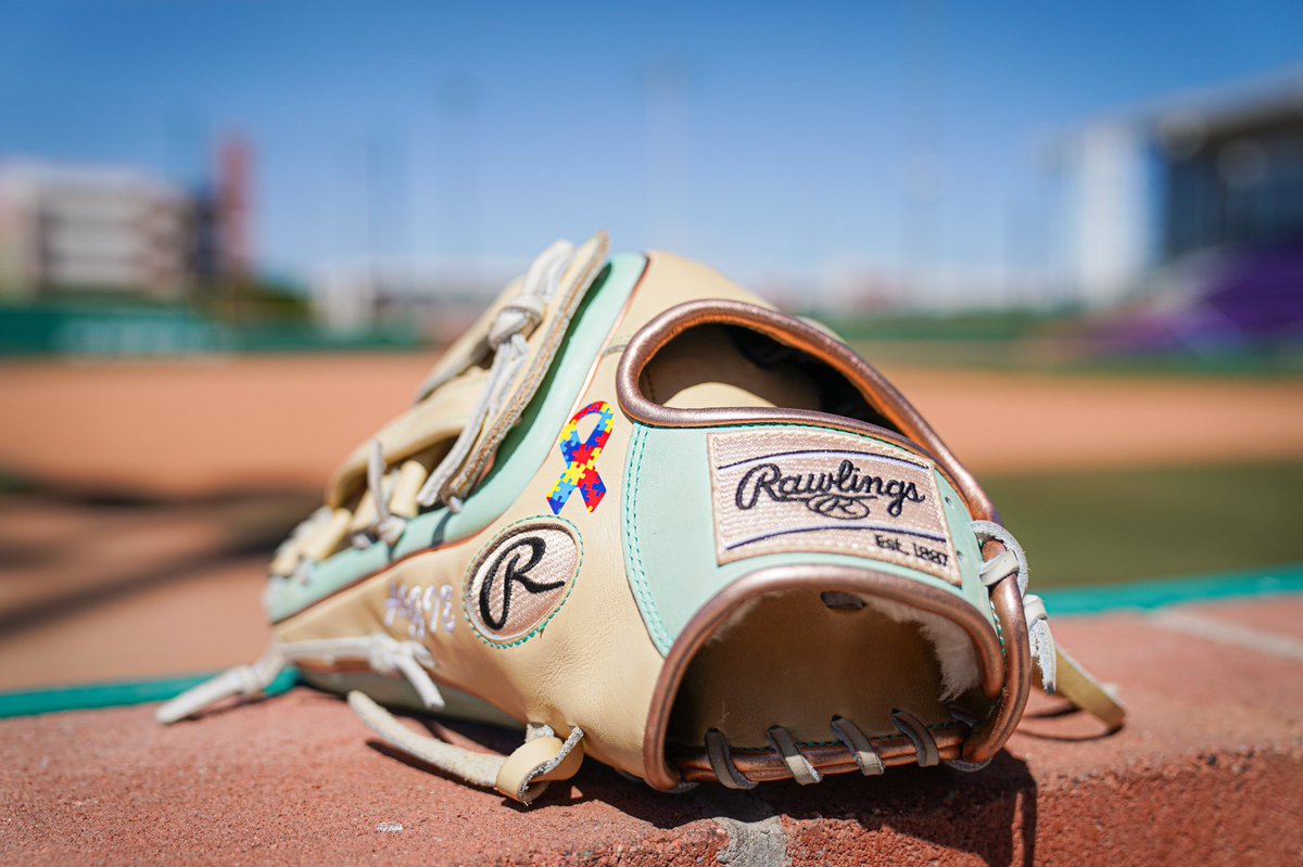 GCU_Lopes's tweet photo. Saturday @GCU_Baseball is having Autism Awareness Night at the ballpark. 

Free tickets with promo code: AUTISM

🔗 | https://t.co/LNNjYxLOu1 https://t.co/NcmKxZuUya