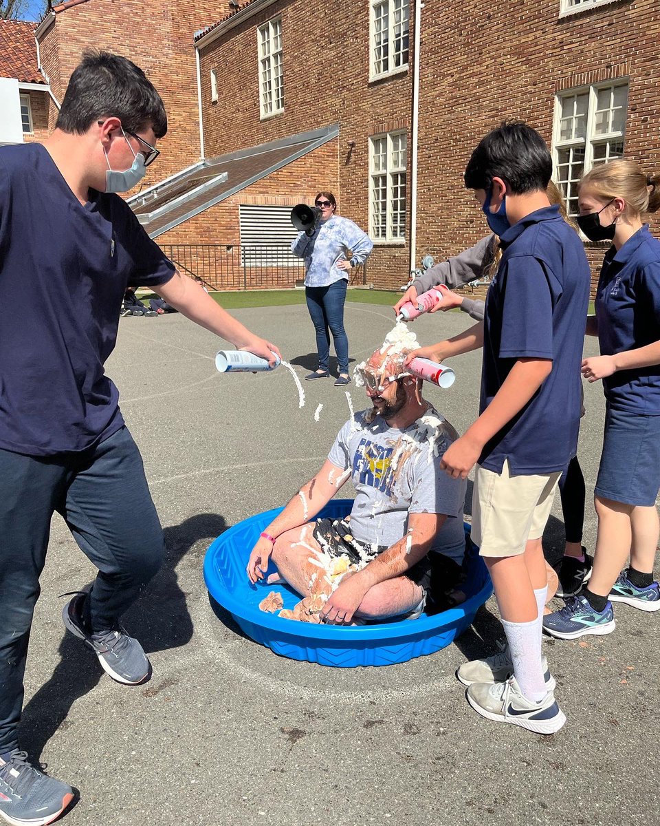MHSMidtown's tweet photo. Our successful completion of our Million Minutes Reading Challenge was celebrated again today! It was 5th-8th grade’s turn to make Principal Wallis into a sublime sundae! https://t.co/B2WHaPSZUu