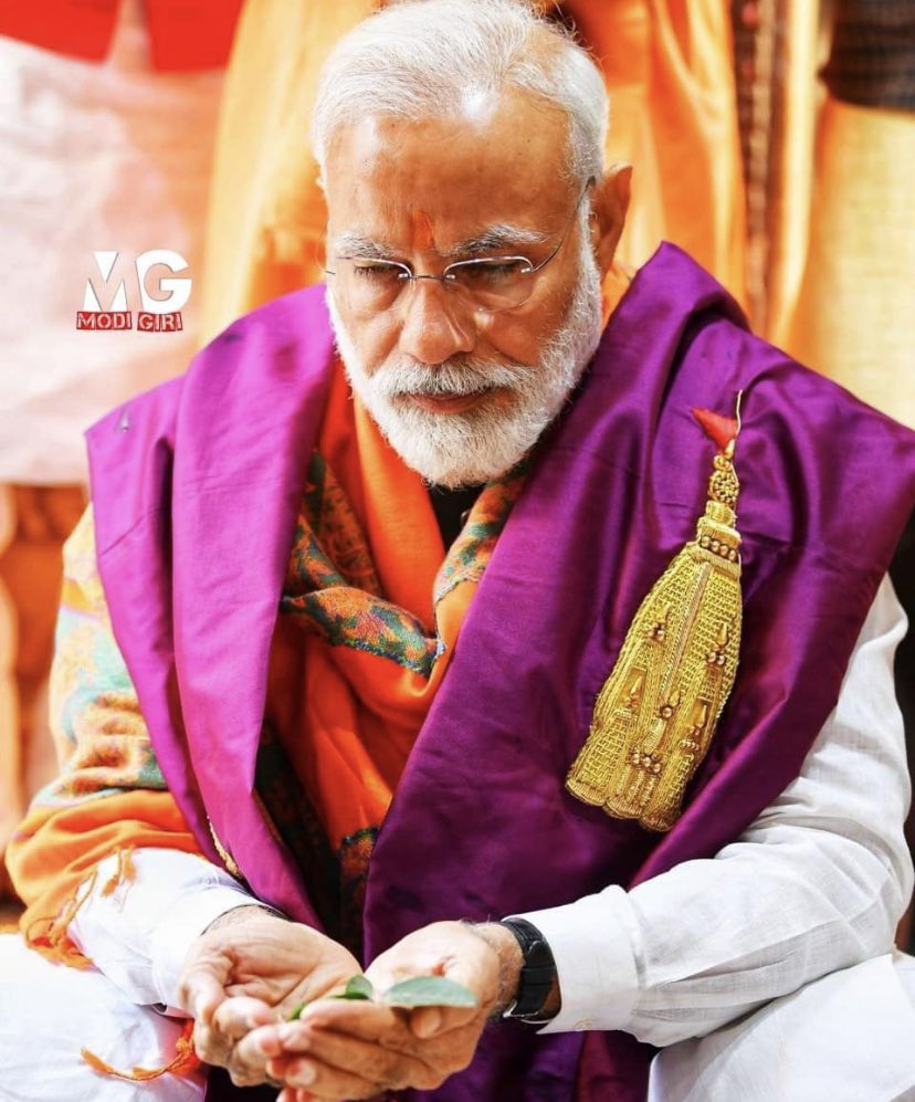 ileenasinha's tweet photo. नेता का मजबूत होना बहुत ही जरूरी है आज यह साबित हो गया है बड़े होने से कुछ नहीं होगा और अब देख लो यह उन लोगों के लिए है जो बोलते हैं कि मोदी ने कुछ नहीं किया, मोदी ने भारत की आन बान शान को बढ़ाया है और और हिंदुस्तान को आगे बढ़ाने का कार्य किया।
#IsliyeModi @narendramodi https://t.co/5NPtRasFSj