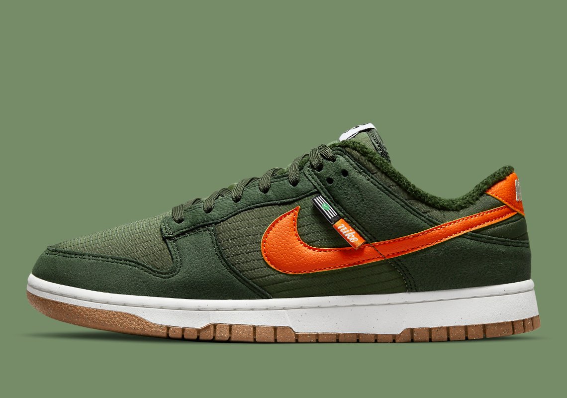 SneakerShouts's tweet image. Release Reminder 📅
Nike Dunk Low Toasty “Olive” drops at 10am EST. 

BUY HERE: bit.ly/3uDto3i