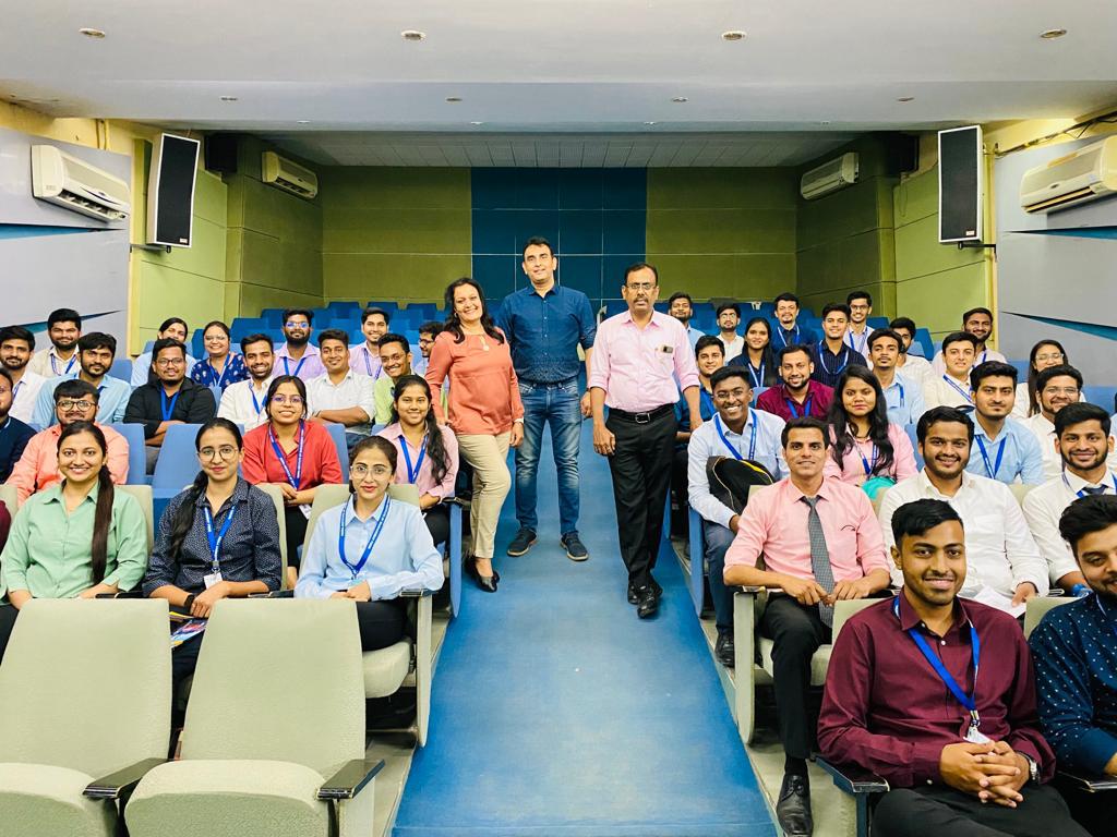 IndiraPgdm's tweet photo. Guest session on B2B Marketing by extremely experienced and inspiring Mr. Ashish Dalia, CEO and Chief Business Strategist at “I Knowledge Factory Pvt. Ltd (IKF). One of the most sought out digital branding and marketing agency.
#iimpgdm #inspiredstudents #motivatedstudents #igi https://t.co/cde9bN6sTy