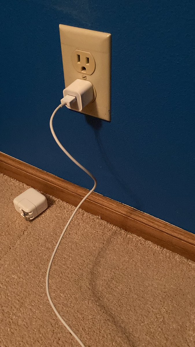 LoraxApes's tweet photo. Due to most of our power coming from fossil fuels make sure you limit energy consumption. @franklinlorax  #apesenergy https://t.co/q8P1mwEUMc