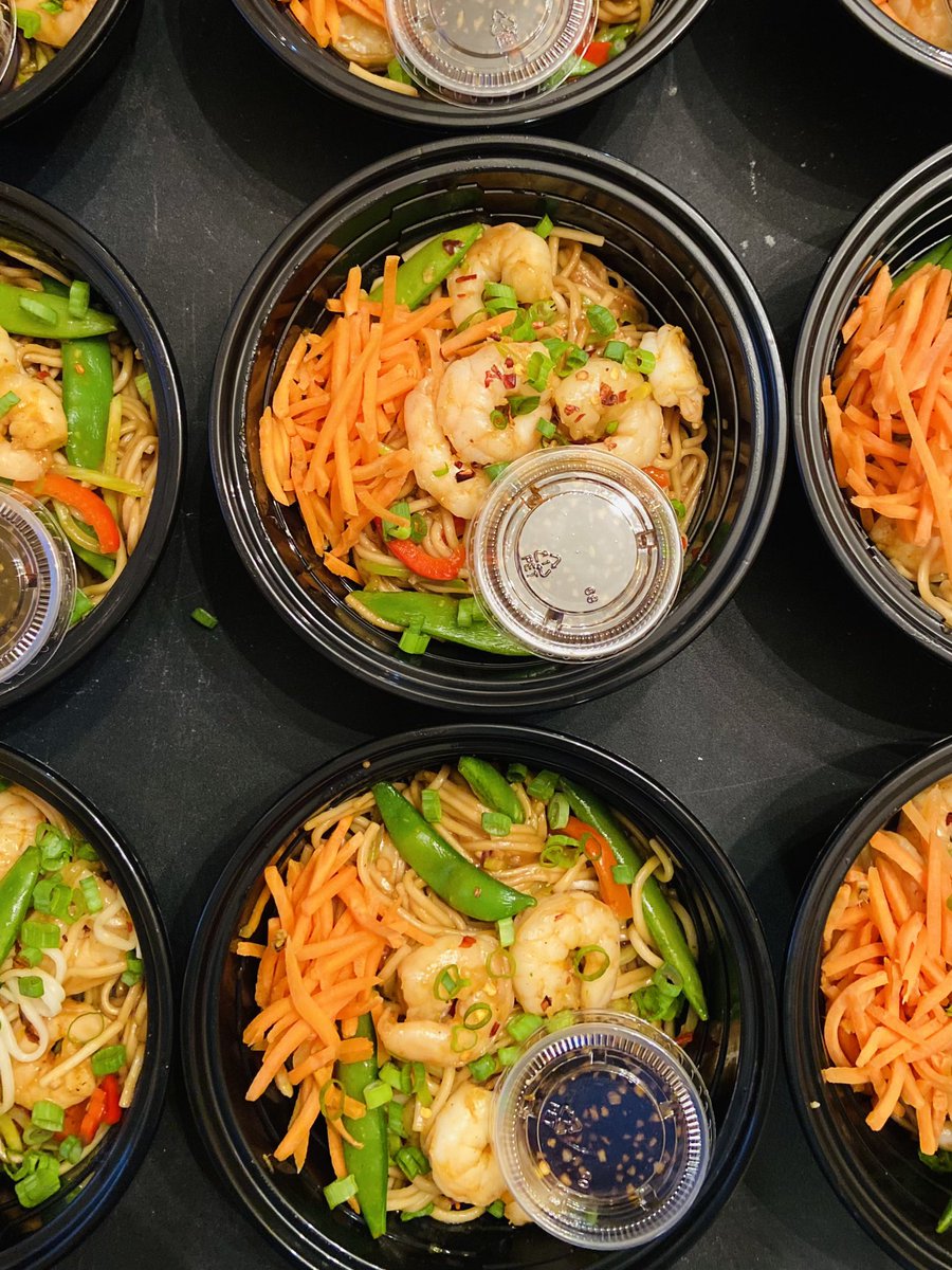 Sould_Food's tweet photo. New #PreparedMeal item are in!

Get them while they last:
💛Shrimp Lo Mein Bowls

Stop by Midtown Market Sola Station (337 Taylor St) any day between 7am &amp; 10pm!

#GetSould #shrimp #LoMein #SouthernBodega #welcometothenextlevel #canalside #solastaion #columbiasc #wegrowtogether https://t.co/ANXLAHUUvL