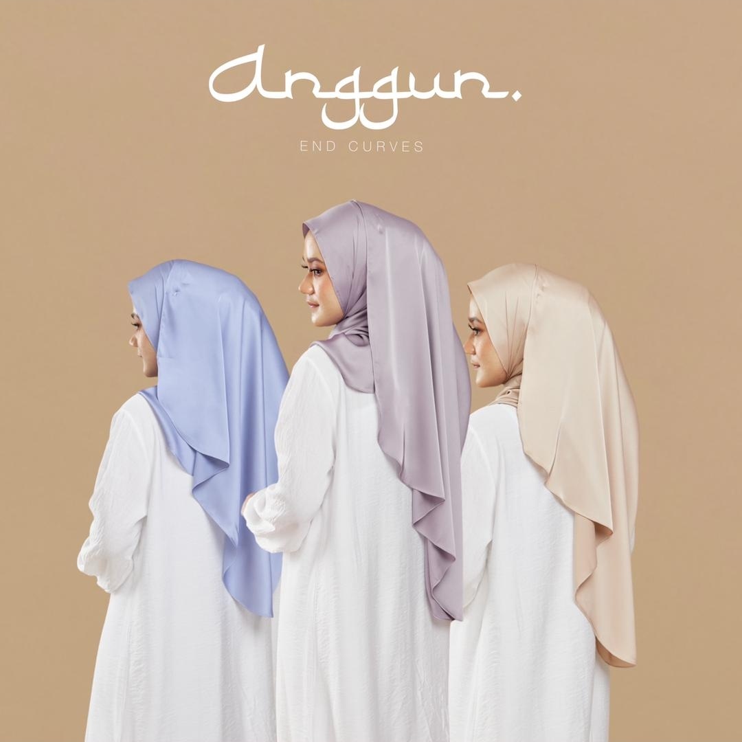 Anggun Collection for you 🦋

Satin shawl with end curve, plus flowy plus pretty to wear this kind of best satin shawl 💗

🛍️ RM25
