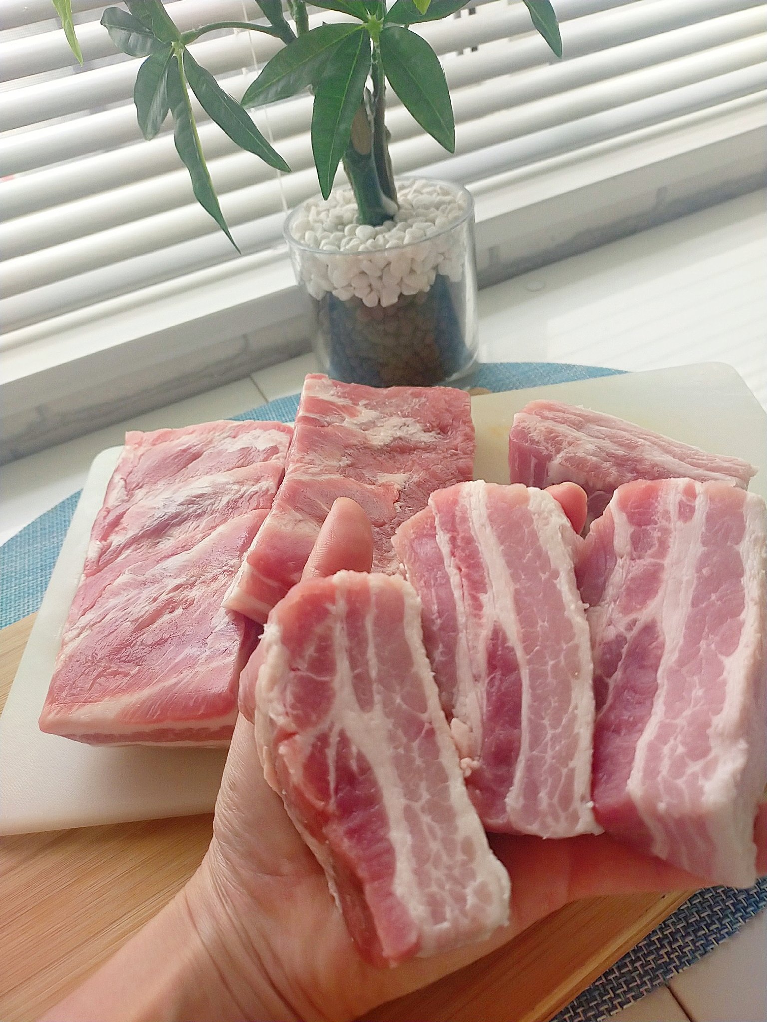 Tomo 1 2kgの豚肉 赤身と脂身のバランスがめちゃくちゃ好みのやーつ お料理 肉祭り T Co Oaxwb1nnpd Twitter