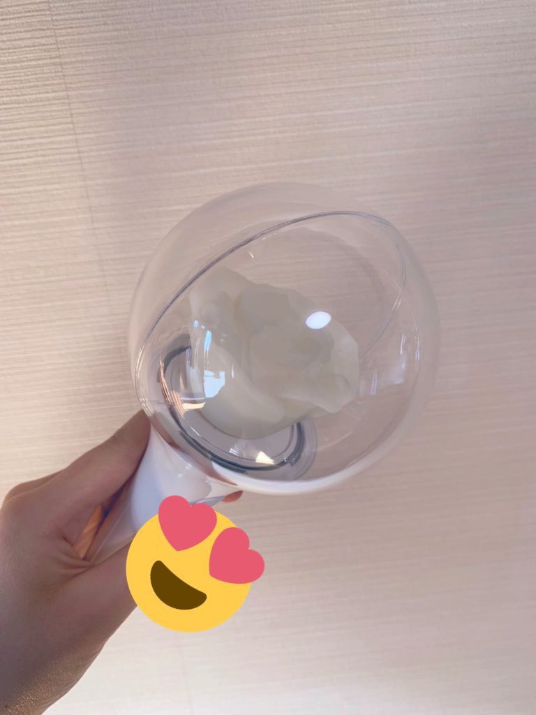 Adoさんのペンライト届いたんだけど想像の倍以上ペンライトかわいい