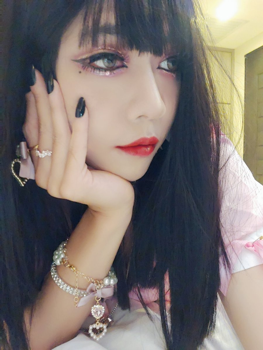 要疼我，我會乖乖聽話😘

#伪娘 #女装男子 #男の娘 #偽娘 #crossdresser #여장 #cd