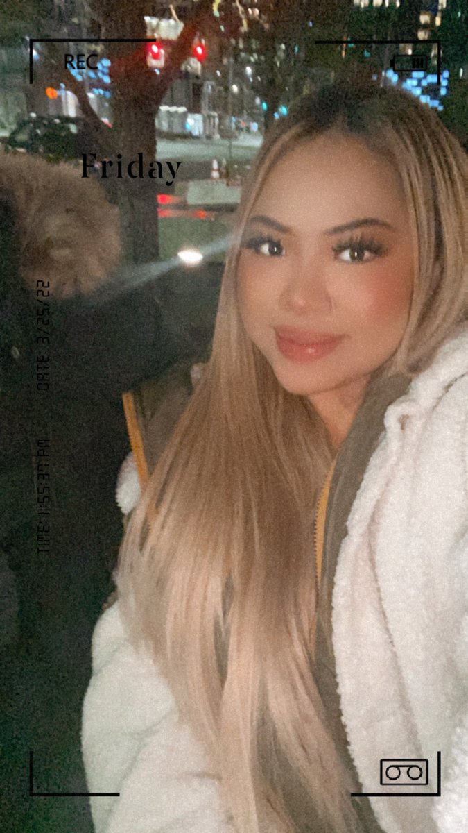 sydneeylu's tweet photo. Being blonde again makes me so happy 😸 If I ever want to go dark please stop me 🤣 https://t.co/Gn8hgBFnD4