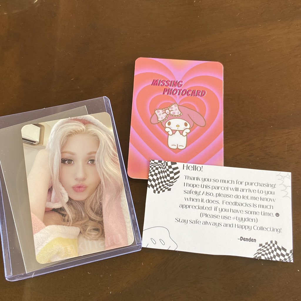 mklharu's tweet photo. ⋆｡⋆༶⋆˙⊹ [ #tyyden ]

somi’s home !  ◡̈  got the photocard na! thank you so much @cartforlhs ♡ https://t.co/zYA4kvlQ7j