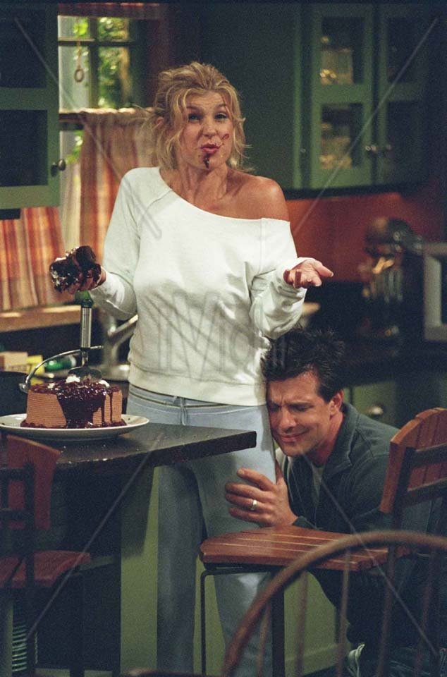 In 2003 and 19 Years Ago, #LostAtHome premiered on <a href="/ABCNetwork/">ABC</a> on this day RT and Like if you remember this episode. (#MitchRouse, <a href="/conniebritton/">Connie Britton</a>, #GregoryHines, <a href="/starksands/">Stark Sands</a>, <a href="/leahmariepipes/">Leah Pipes</a>, #GavinFink, #AaronHill, #TonyJonas, #MichaelJacobs, <a href="/BlutmanMark/">Mark Blutman</a>, #DavidSacks,