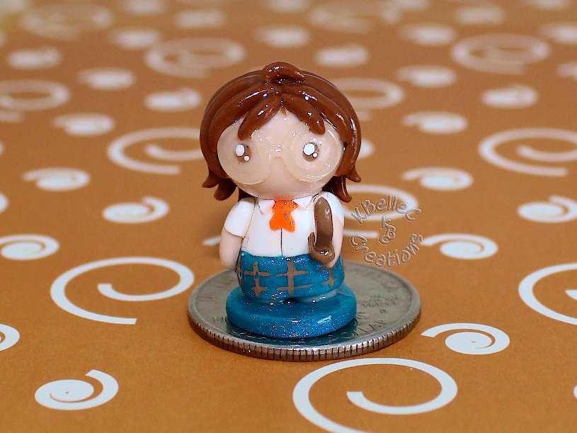 KBelleC's tweet photo. Standing about 1" tall (≈2.54 cm) &amp; w/ sword in hand is a #Mira-inspired #miniature #figurine from #TheGodOfHighSchool!

#polymerClay #Sculpey #Premo #handmade #kawaii #chibi #otaku #manhwa #anime #webtoon #fanArt #fanmade #YuMira #MiraYu #MiraYoo #KBelleC #ClumsyArtistCreations https://t.co/jAx9ntXZHr