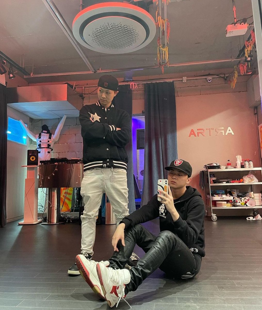 Reidaneon
instagram update 
#reidaneon #김규하 #kimgyuha
