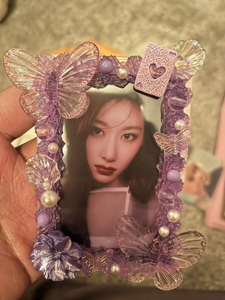 anne ೀ⋆｡˚ tweet media