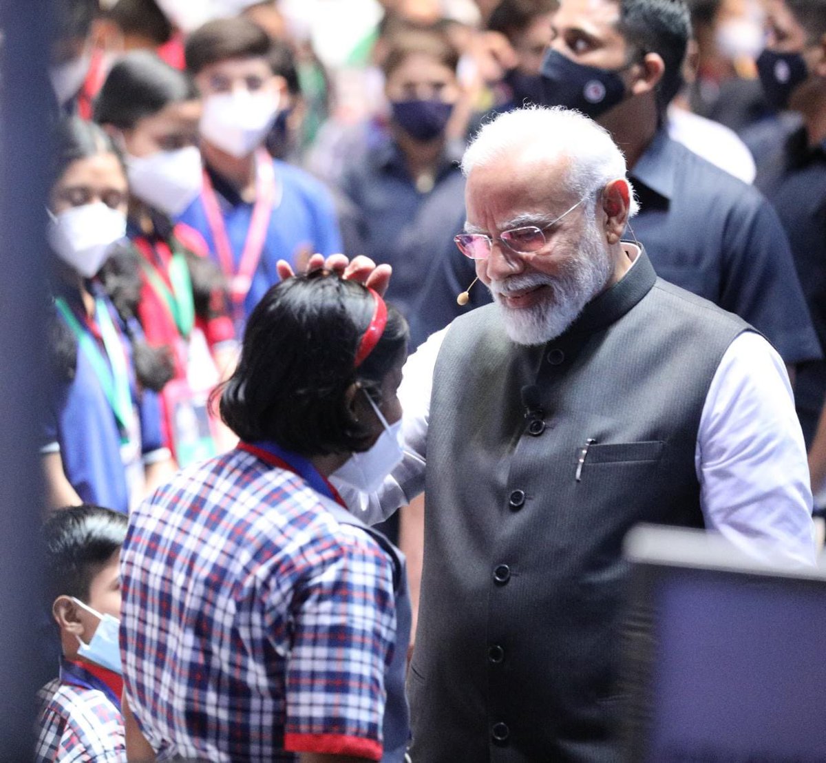 dpradhanbjp's tweet photo. Thank PM @narendramodi ji for taking out his valuable time to bless &amp; guide our young friends—the pillars of a strong and an #AatmanirbharBharat. 

There is no doubt that Hon’ble PM’s words of encouragement at the #ParikshaPeCharcha will boost their confidence &amp; help them excel. https://t.co/X5flbvnNjm