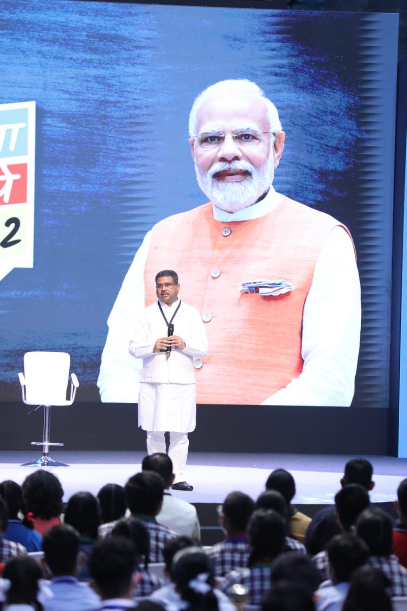 dpradhanbjp's tweet photo. From Karakoram to Kanyakumari and from Kutch to Kohima, I thank all the students, parents, teachers, Hon’ble Governors, Hon’ble CMs, our diaspora and missions abroad for participating in #ParikshaPeCharcha and making it a grand success. https://t.co/W4sN7KCoqy