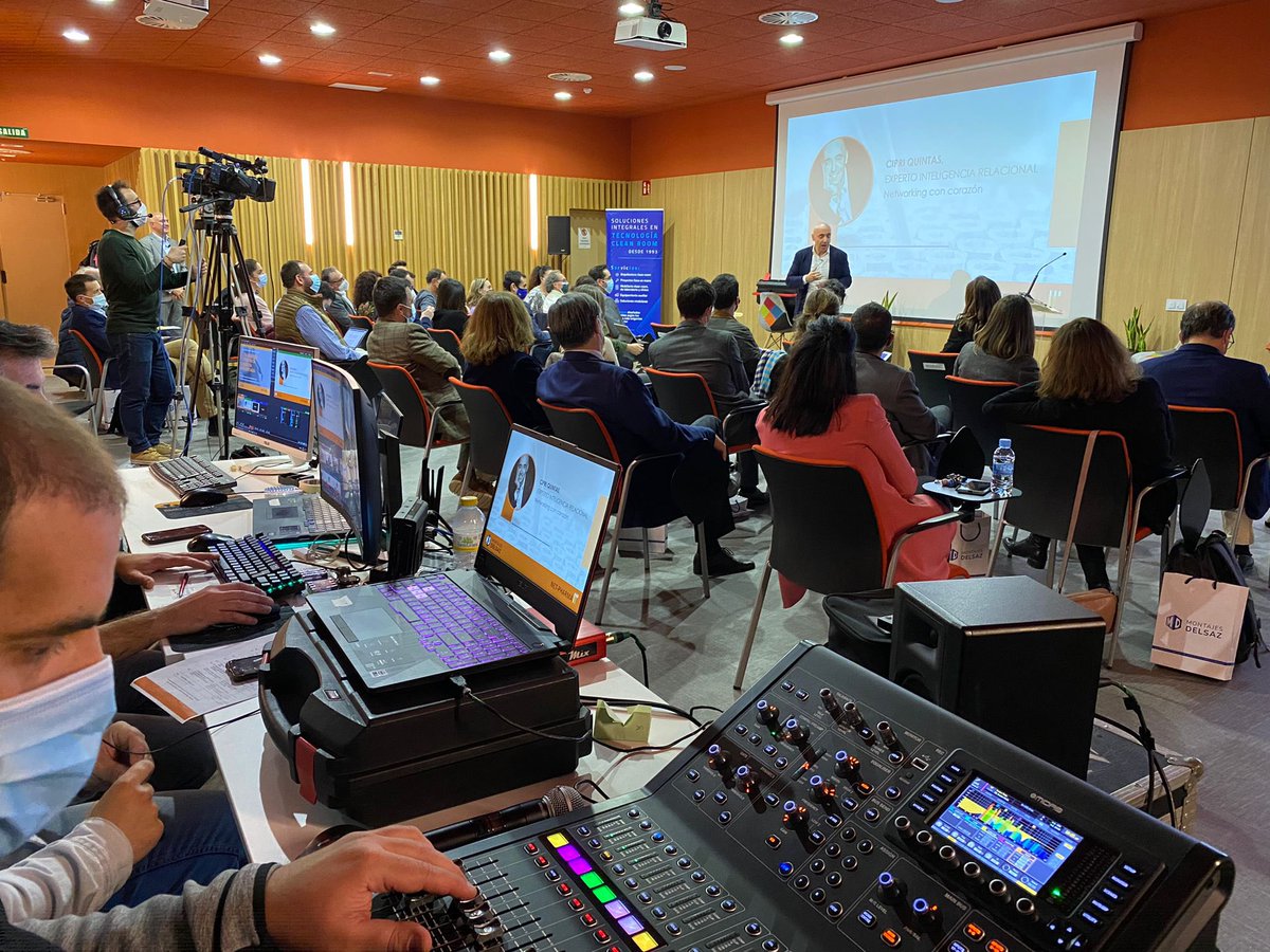 cipriquintas's tweet photo. Un placer participar en el encuentro “El trabajo del futuro en la industria biosanitaria, nuevas capacidades y roles”, organizado por #NetPharma. Enhorabuena al auténtico fuera de serie #CristobalMolleja, así como a todo el equipo de Net-Pharma por la perfecta organización. https://t.co/OaBQ1x9AFG
