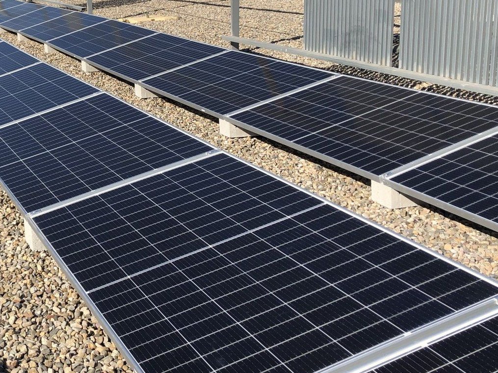 Ecoserveis's tweet photo. Thanks to this @EITeu project selected for the #NewEuropeanBauhaus, #EnergyCommunities are more accessible to #VulnerableConsumers in Mataró (Barcelona)! #CitizenEngagement ➡️ https://t.co/0NIxiEUQKY https://t.co/UrVlH5At29