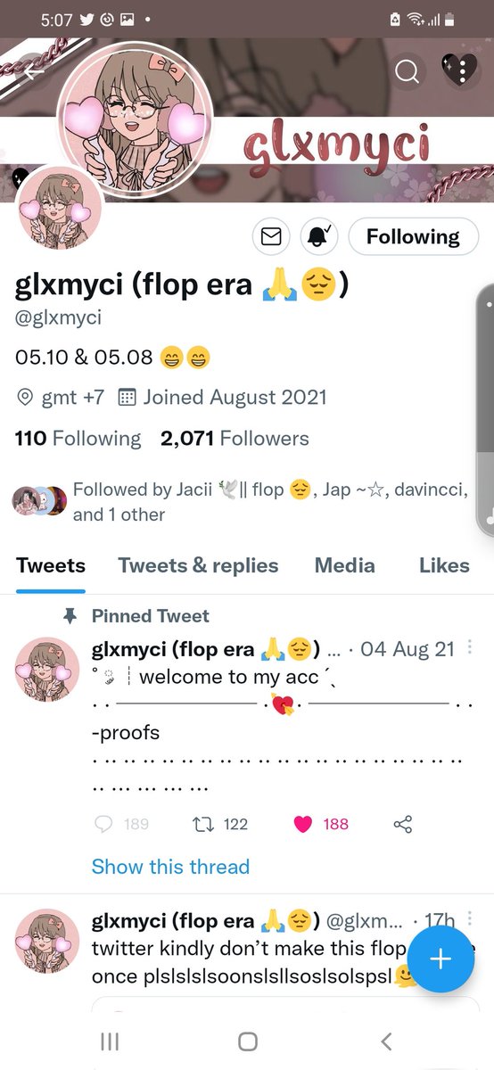 CqsterI's tweet photo. @glxmyci I don't know how to put it on black mode 😭 https://t.co/ERt39ljl3L