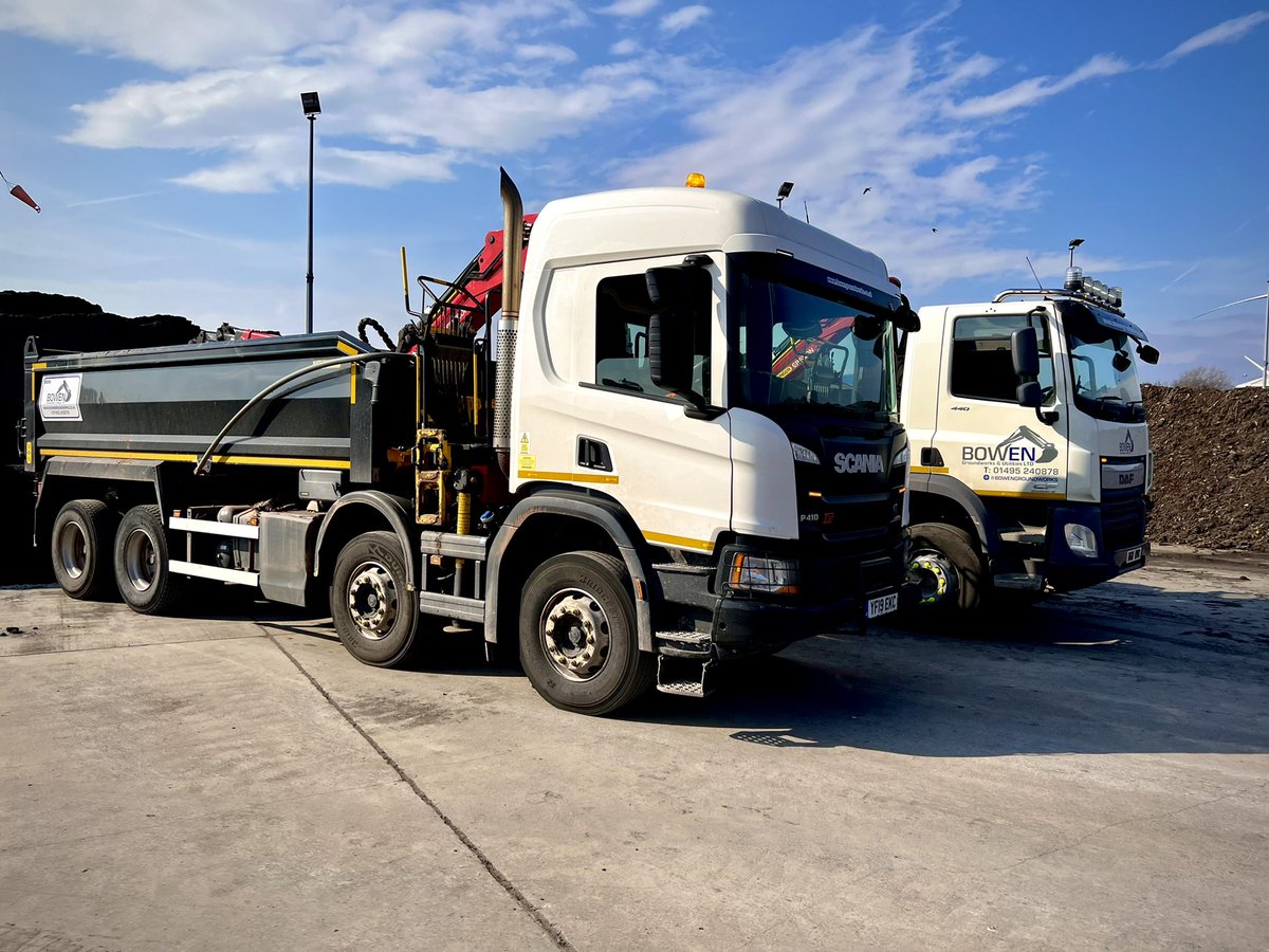 Cool Runnings 😎

#Transport #operators #grabhire #tipper #daflorries #aggregates #muckmoving #recycle #transportation #friday #spring #feelgood #photography #construction #uk #scania #epsilon #crane #hiab #hiablorry #groundworks #utilities #southwales #rha #hgv