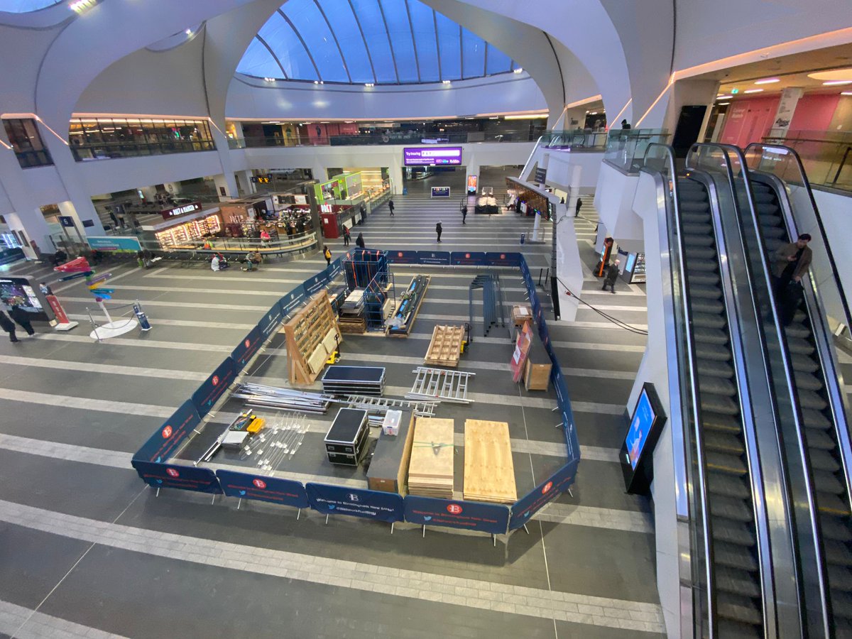 Squash2022's tweet photo. Getting excited about showcasing squash to the people of Birmingham next week at New Street. Proud to be given the best location in the best train station in the UK! 
Read more on our website and come down and join the fun! 
#B2022 #SquashUnited
https://t.co/nRbZVjrmmv https://t.co/7noRQXXGuf