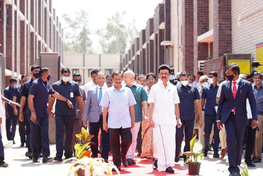 Ashok_In_1's tweet photo. Two great leaders in one frame

@ArvindKejriwal  @mkstalin https://t.co/yGXAMzjlU7
