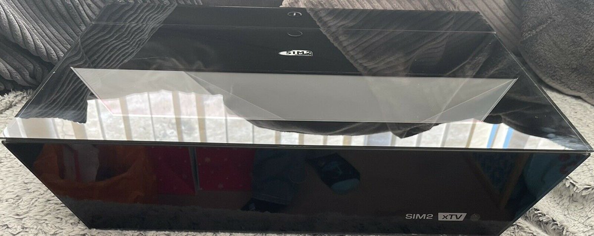 BenAtkinsRadio's tweet image. FOR SALE: Sim2 XTV Laser Hybrid Ultra Short Throw Projector, Black Glass (Used, Very Good) 
ebay.co.uk/itm/2751897958… #sim2 #sim2xtv #dlp #dlpprojector #projector #ustprojector #blackglass #laserprojector #laserprojector #movies #cinema #netflix #appletv