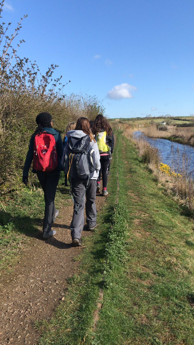 rlsdofe's tweet photo. Silver DofE are OUT OUT 🎉 @TheRoyalLatin @DofE_Kate @DofE @DofESouthEast https://t.co/lKznevJaMv