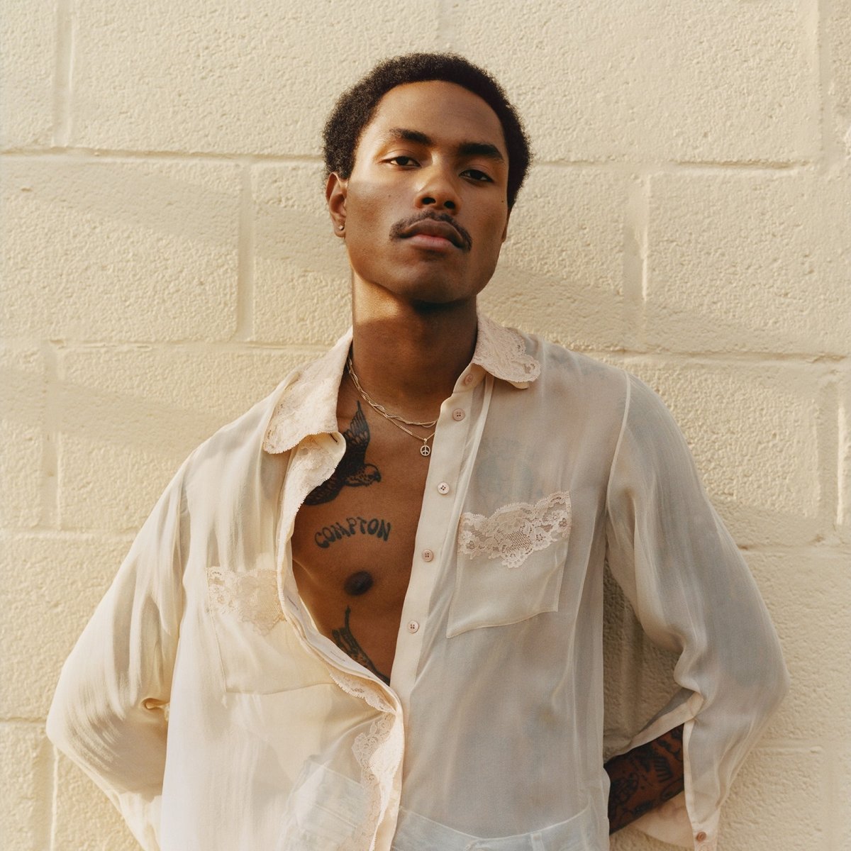 TheScenestar's tweet photo. Steve Lacy will be playing a show in between Coachella 2022 weekends (on Wednesday, April 20) at The Novo!
Tickets go on sale on Friday at 10 a.m. PT: https://t.co/uqNydUmr3N
#stevelacy #thenovo #justannounced #localchella https://t.co/T4zfQnfeCn