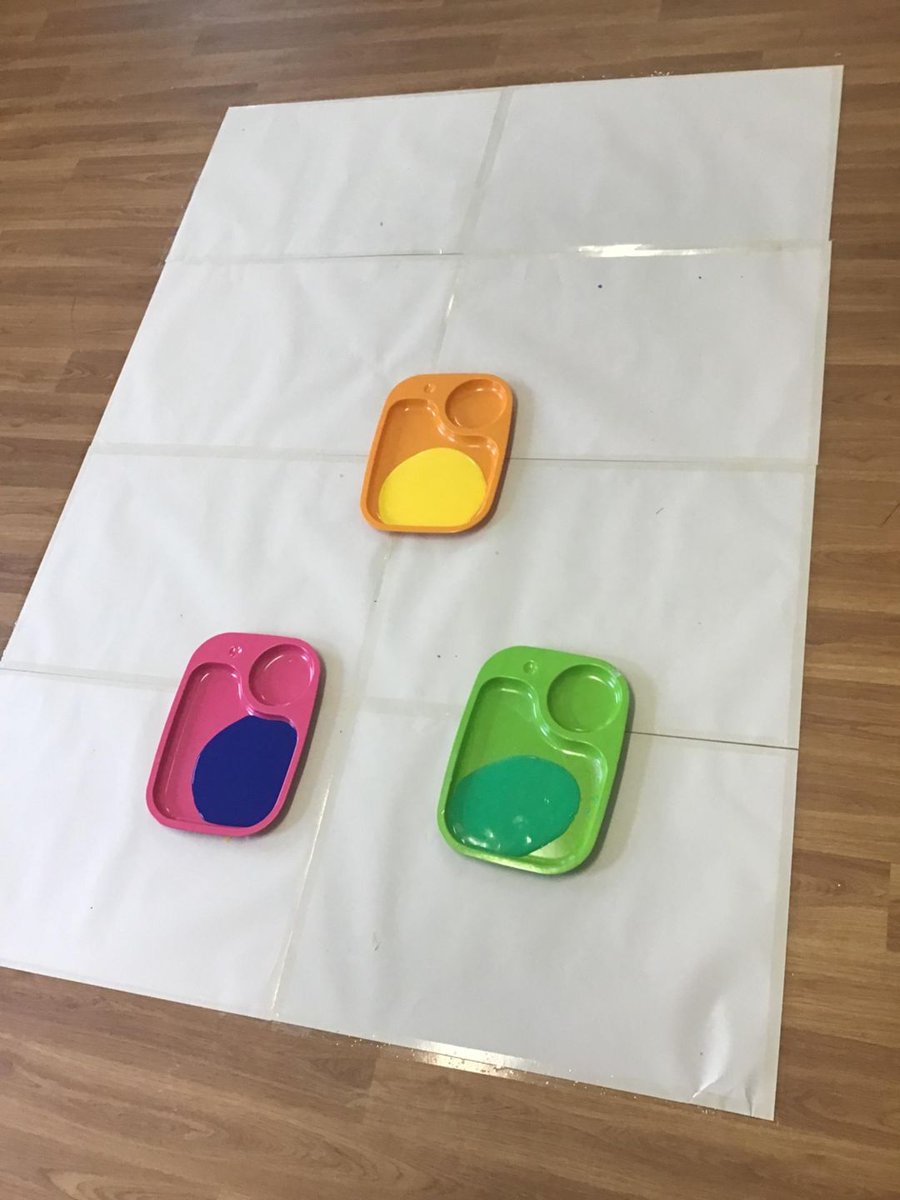SpringNursery's tweet photo. Explorers have been enjoying feet painting. The children used their feet to explore and see what marks they could make.  #babies #feetpainting #exploring #sensory https://t.co/1N3pgUF7Ou