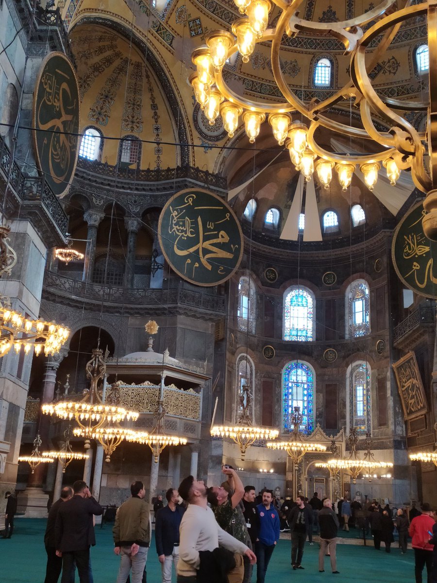 AsiyeEbe's tweet photo. #oruç since:Ne güzel bir gün 1 Nisan ....
Gündüzü Cuma, akşamı Teravih,gecesi Sahur, ertesi Ramazan.... bereketli olsun 🤲🤲🤲
#Ramazan #Cuma #Oruç https://t.co/Q4OtKPc3vd
