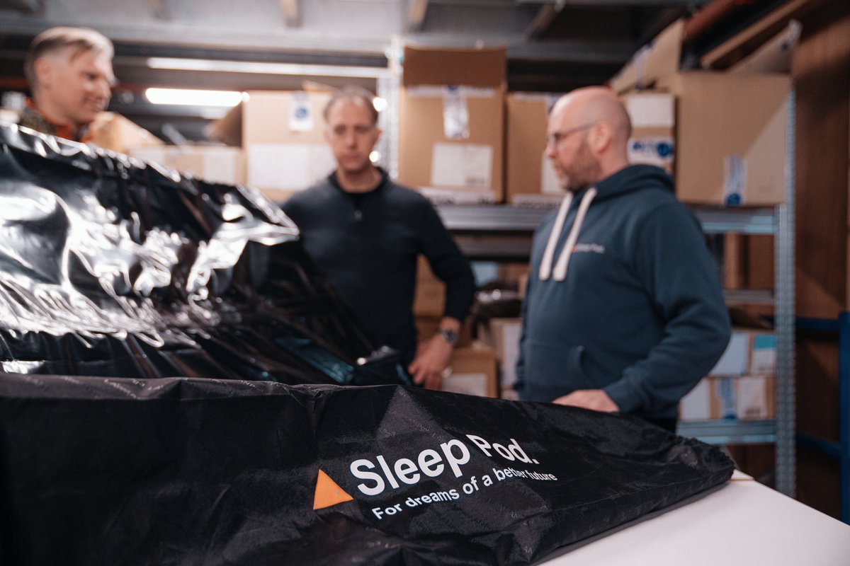 Ellis Brigham tweet media