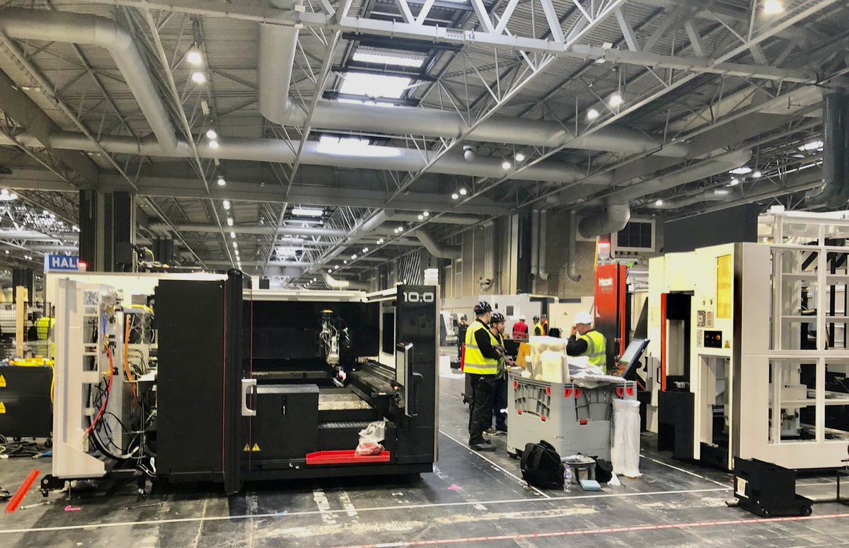 MazakEurope's tweet image. Our stand at #MACH2022 ⁦@thenec⁩ is taking shape #Mazak #CNC #UKmfg