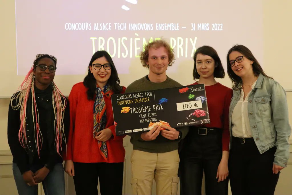 Annonce des lauréats du Concours Innovons Ensemble ❗️

🥇 L'application mobile 𝓙𝓮𝓾 𝓭𝓮́𝓬𝓸𝓾𝓿𝓻𝓮 𝓢𝓽𝓻𝓪𝓼𝓫𝓸𝓾𝓻𝓰
.
🥈 Le mini-réfrigérateur 𝓚𝓸𝓸𝓵𝓴𝓲𝓹𝓮𝓻
.
🥉 La poubelle de demain 𝓐𝓵𝓿𝓮́𝓸𝓵𝓮
.
.
B͛͛͛R͛͛͛A͛͛͛V͛͛͛O͛͛͛ à tous les participants ! 👏