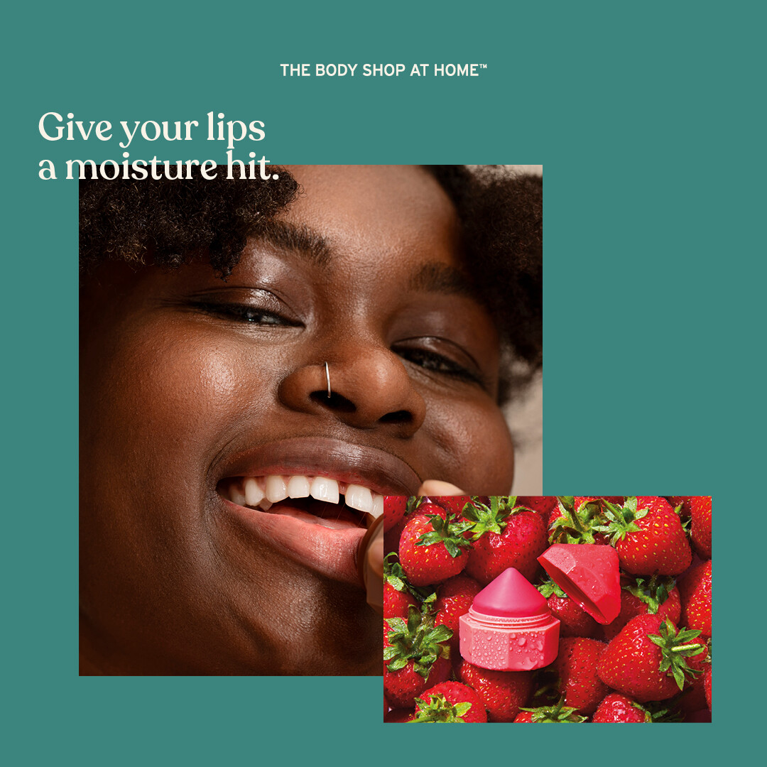 DefineYURBeauty's tweet photo. Enriched with #CommunityFairTrade #SheaButter, marula oil, and organic olive oil for an intense burst of hydration. 👄👄
If you want to find your new favourite Lip Juicer and give your lips a splash of colour, speak to me and get your order in! 

#Skincare #LipBalm#Vegan https://t.co/GKNZsQCdwv
