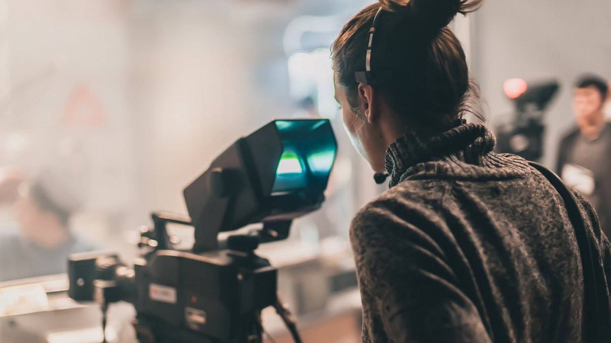 screenscots's tweet photo. We are offering a fully-funded place for a producer in Scotland to attend the @realscreen Summit in Dana Point, California from 6 β 9 June 2022 β¨
Deadline: Monday, 11 April 2022
Apply now β‘οΈ https://t.co/xmJJNNbrvd #Realscreen22 https://t.co/t3s2aoLYxp