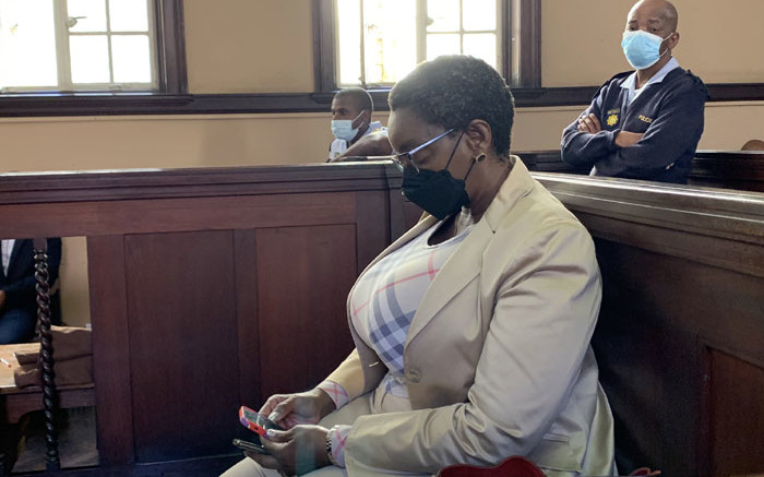 ewnupdates's tweet photo. Bathabile Dlamini handed 4-year jail term or pay R200,000 fine for perjury https://t.co/UwcDgpgUu7 https://t.co/tE1xXFyNqX