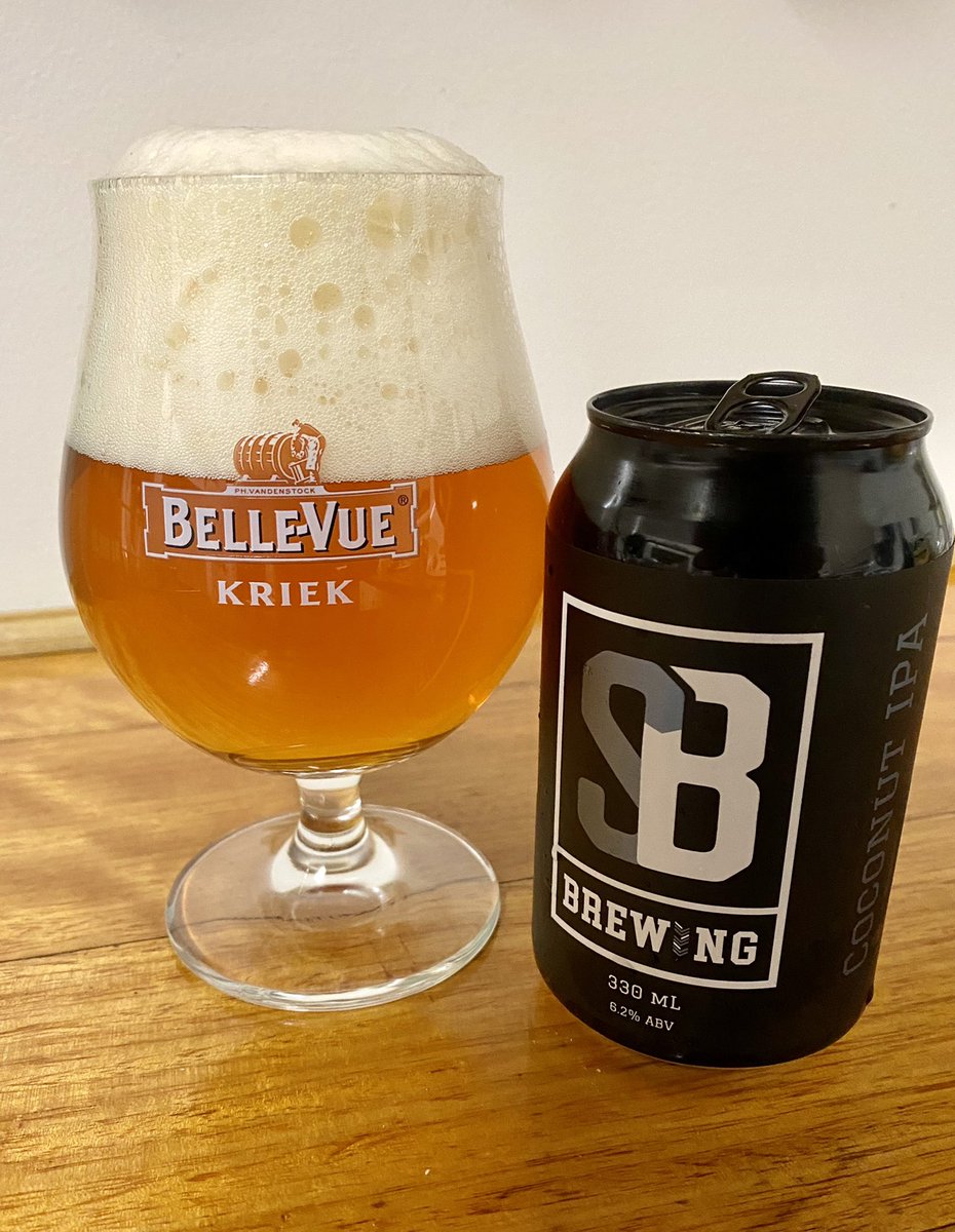 AndrewGWhitnall's tweet photo. Didnβt have time for a pint at my local brewery tonight so picked up these two favourites. Red Rye IPA & Coconut IPA, both 6.1% ABV, from #SmartBrothers π¦πΊπ»π https://t.co/7nmpDfDZiN