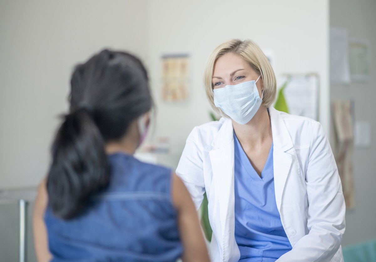 BPSOfficial's tweet photo. A new @UKDCP report has found that access to clinical psychologists in GP practices leads to better patient outcomes, and a reduction in demand for GP appointments.

Find out why clinical psychology should be routinely embedded into #NHS primary care: https://t.co/wz36WunRTF https://t.co/Brde1LFxNZ