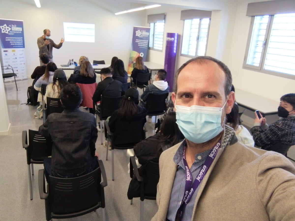 CoETourism's tweet photo. Avui presentem el #CoETourism i els projectes que impulsem amb els nostres promotors als estudiants del Màster de Turisme Urbà de la @UniBarcelona
Gràcies per la visita! https://t.co/1giqDVBTFB