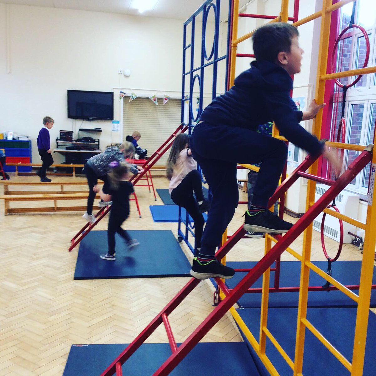 Spinning Infants tweet media