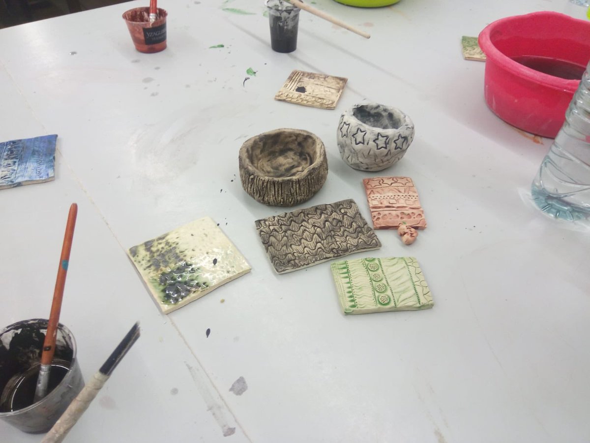 LCCCMJ's tweet photo. Part 2 of the ceramic workshop on the ⁦@erasmusplusUK⁩ trip to ⁦@EartVic⁩. Another skill to add to their portfolio. @creativearts https://t.co/Cx7bpDN1qE