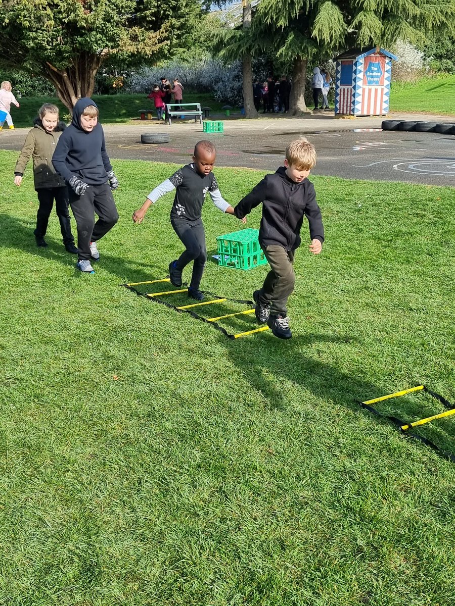 UPA2022's tweet photo. Tops Time Celebration at Unity today. Well done team Unity.
Pupils engage, support, share, respect, enthuse.
Excellent Personal and Pastoral Development for Every child at Unity.
#reach2trust #schools #reach2 #topstimes #changebehaviour https://t.co/zg1gHKlHk4